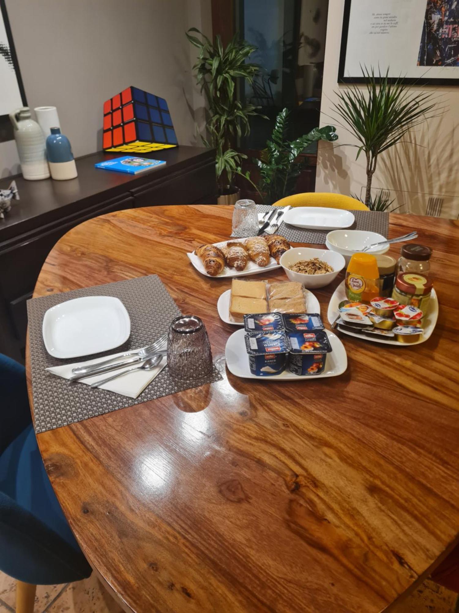Romentino Manfredi Ristorante Con Alloggio מראה חיצוני תמונה